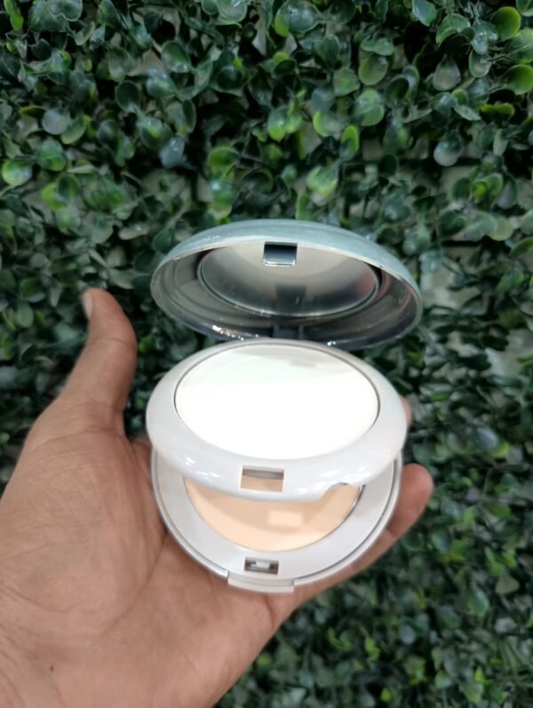 MARS Mistique BB Compact powder shade 01