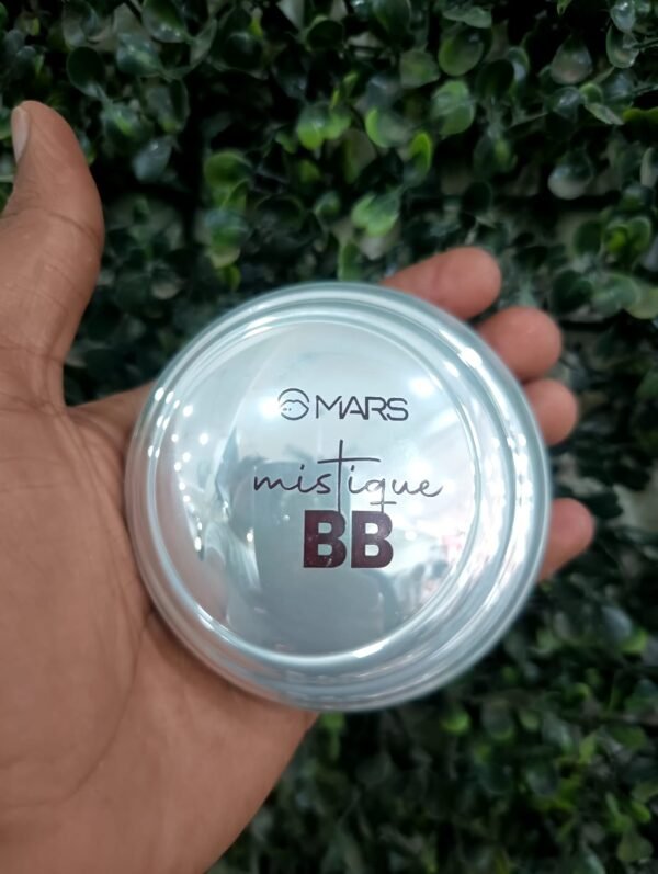 MARS Mistique BB Compact powder shade 01