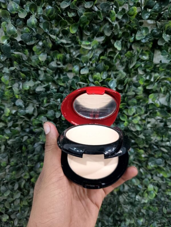 MARS SILKY SKIN POWDER  SHED NO 04
